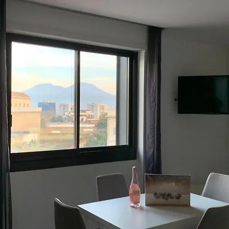 Mondo Suites Apartments Διαμέρισμα Νάπολη