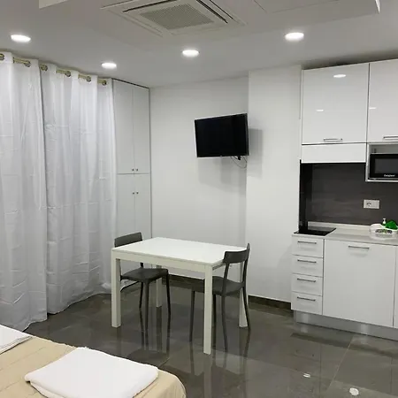 Mondo Suites Apartments Διαμέρισμα *