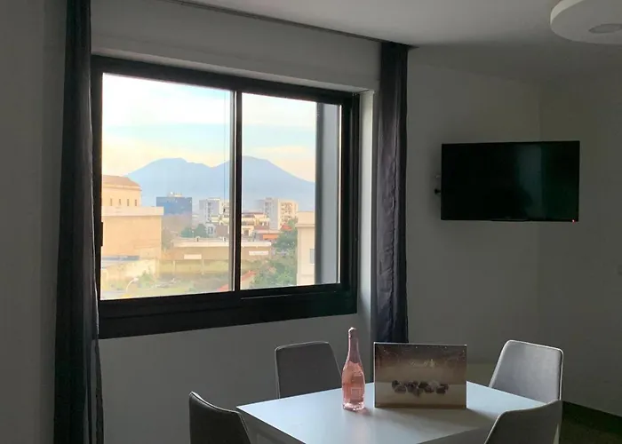 Mondo Suites Apartments Daire Napoli