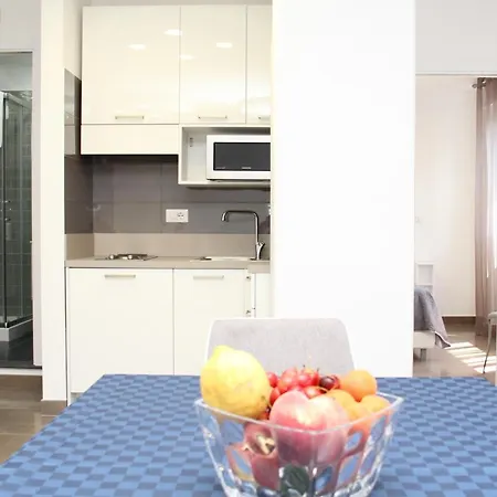 蒙多套房公寓 那不勒斯