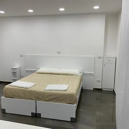 Mondo Suites Apartments Apartment